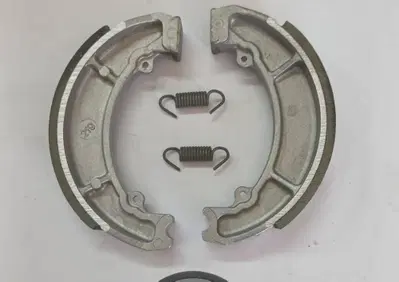 219CAGIVA GANASCE ALETTA ROSSA 125 Newfren - Annuncio 9902675