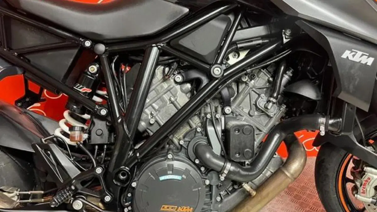 KTM 1290 Super Duke R ABS (2017 - 18)  (3)