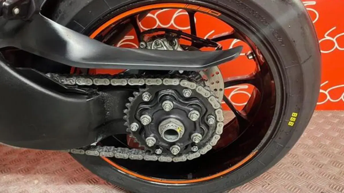 KTM 1290 Super Duke R ABS (2017 - 18)  (5)