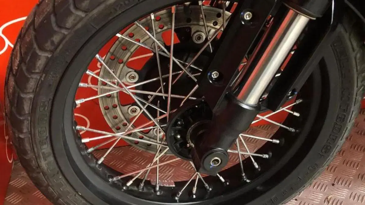 Brixton Motorcycles Crossfire 500 X (2021 - 26)  (6)