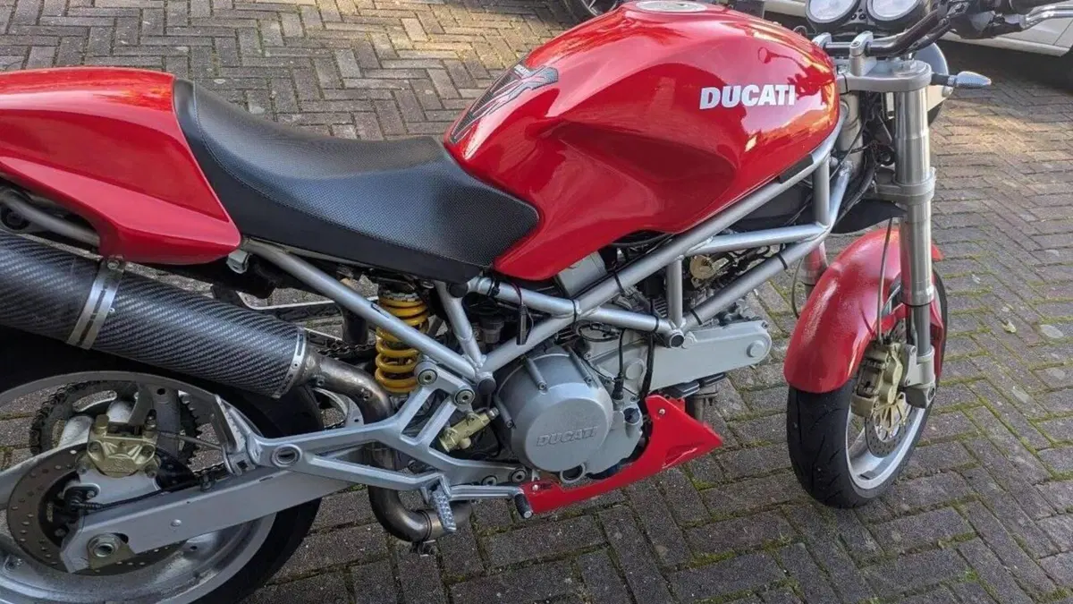 Ducati Monster 620 I.E (2002)  (5)