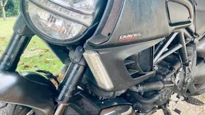 Ducati Diavel 1200 Carbon (2010 - 13)  (5)