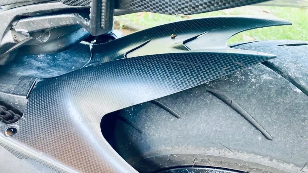 Ducati Diavel 1200 Carbon (2010 - 13)  (6)