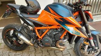 KTM 1290 Super Duke R (2021) usata
