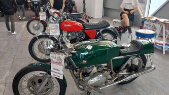 Triumph RICKMAN METISSE 650 epoca
