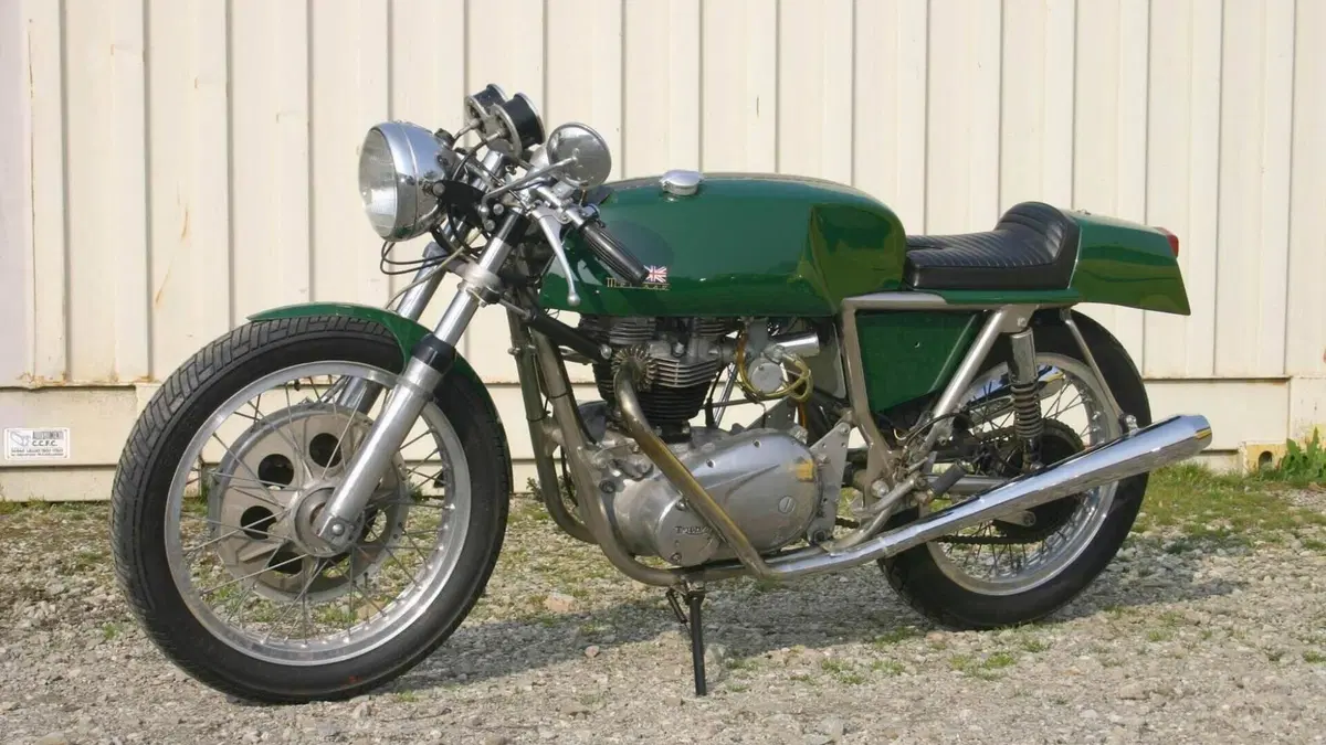 Triumph   (4)