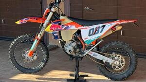 KTM 250 EXC-F (2022) 