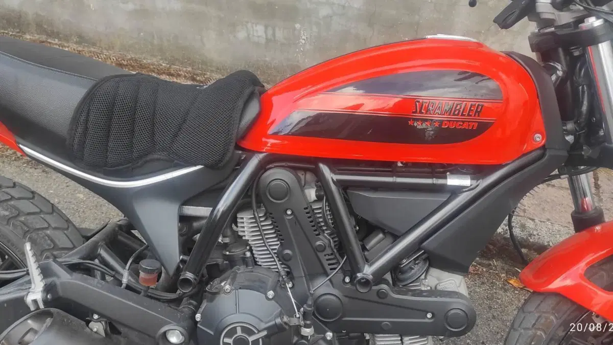 Ducati Scrambler 400 Sixty 2 (2016 - 21)  (4)