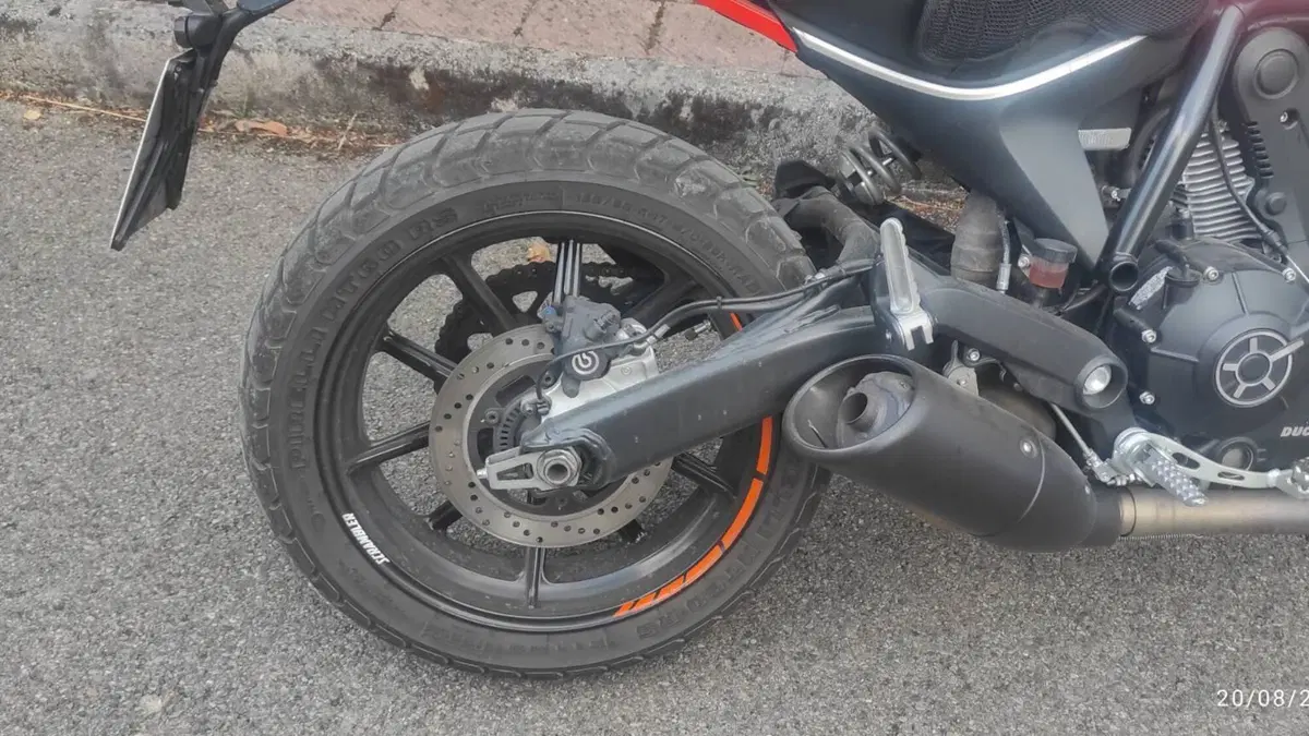 Ducati Scrambler 400 Sixty 2 (2016 - 21)  (6)