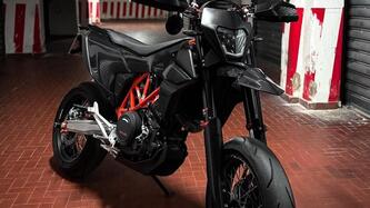 KTM 690 SMC R (2021 - 22) usata