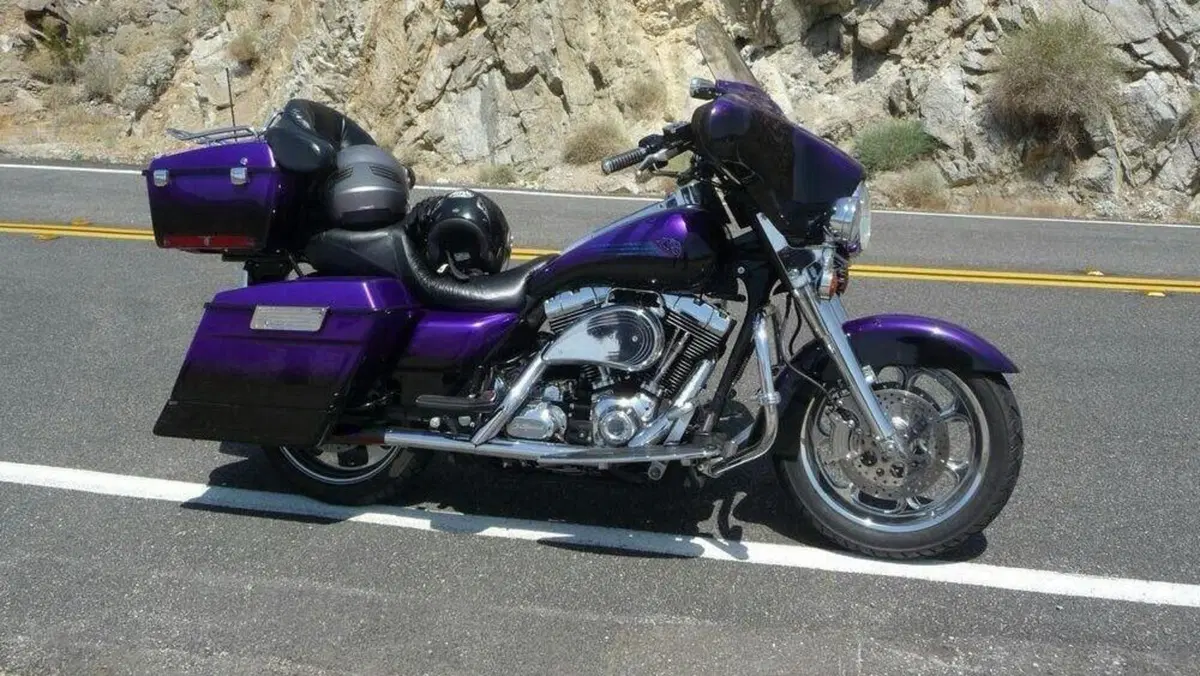 Harley-Davidson 1340 Electra Glide Standard (1995 - 99) - FLHT  (3)