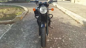 Triumph Bonneville T100 Black (2017 - 20)  (4)