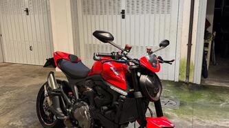 Ducati Monster 937 + (2021 - 25) usata