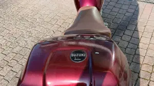 Suzuki TU 250 XX Super Classic (1996 - 00)  (4)