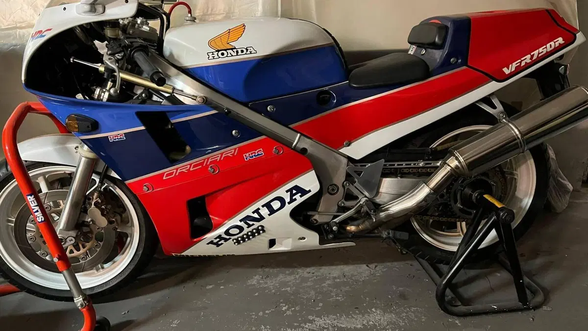 Honda   (3)