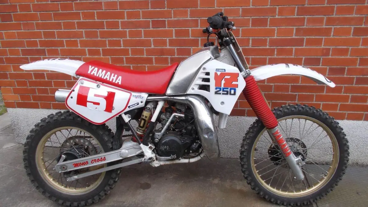 Yamaha   (3)