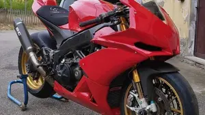Aprilia RSV4 Factory APRC ABS (2011 - 15) 