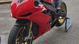 Aprilia RSV4 Factory APRC ABS (2011 - 15)  (4)