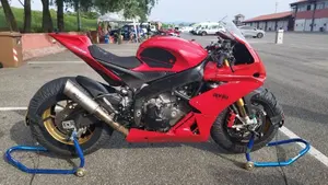 Aprilia RSV4 Factory APRC ABS (2011 - 15)  (9)