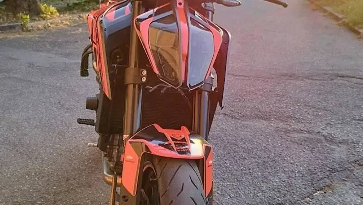 KTM 890 Duke (2021 - 23)  (2)