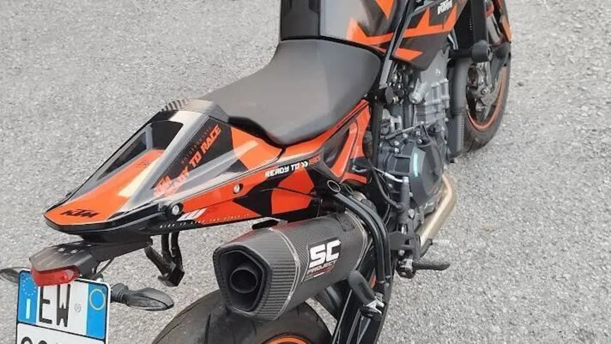 KTM 890 Duke (2021 - 23)  (3)