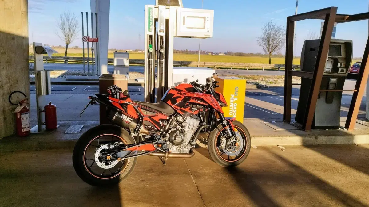 KTM 890 Duke (2021 - 23)  (5)