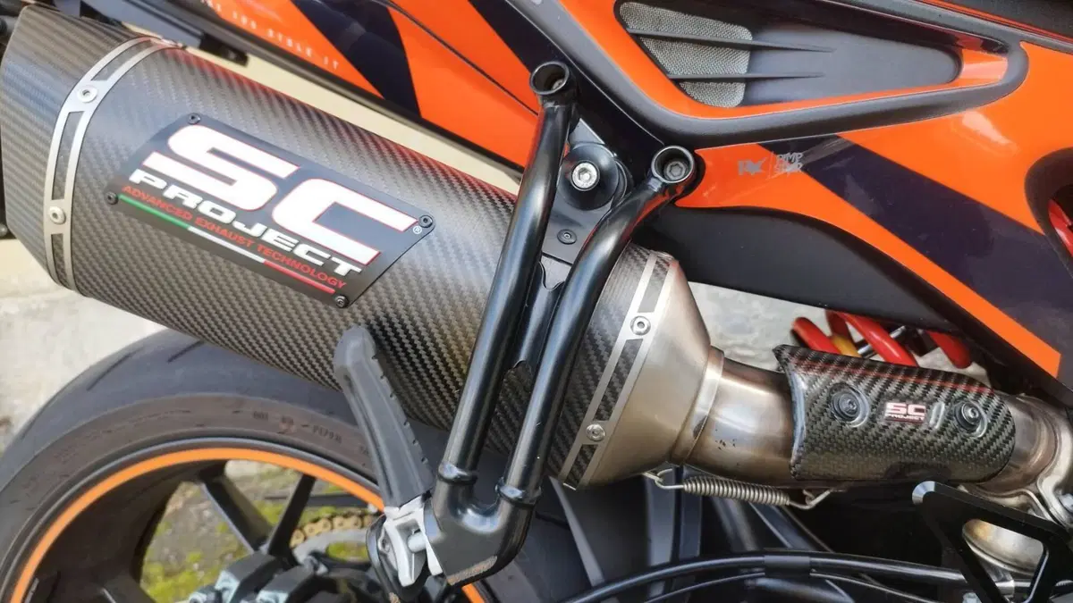 KTM 890 Duke (2021 - 23)  (8)