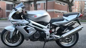 Aprilia SL 1000 Falco (2000 - 04)  (4)