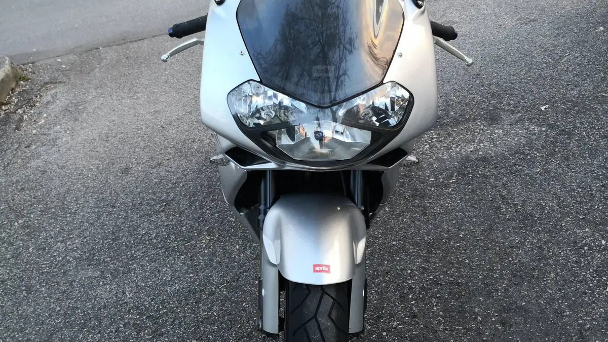 Aprilia SL 1000 Falco (2000 - 04)  (5)