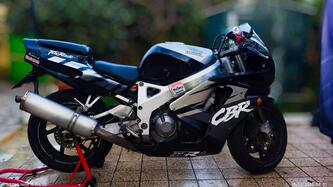 Honda CBR 900 FIREBLADE  epoca