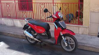 Aprilia Scarabeo 200 (2007 - 11) usata