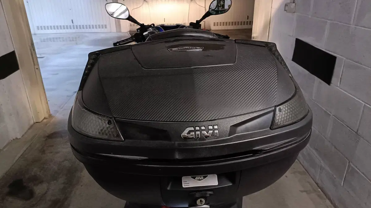 Kawasaki J 300 (2017 - 21)  (2)