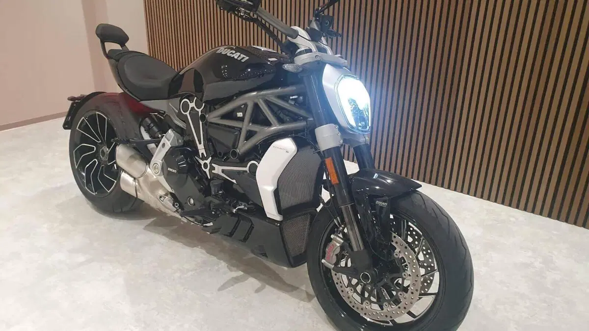 Ducati XDiavel 1262 Dark (2021 - 24)  (4)