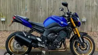 Yamaha FZ8 ABS (2010 - 13) usata