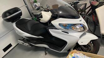 Suzuki Burgman AN 400 (2008 - 13) usata