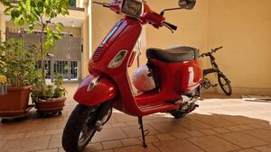 Piaggio Vespa 125 ETS 