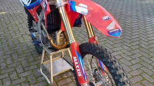 Honda CRF 250 R (2023) 