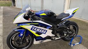 Yamaha YZF R6 (2006 - 07) 