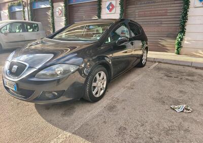 SEAT Leon 1.6 Stylance DUAL usata