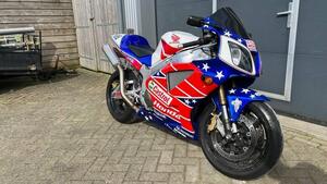 Honda VTR 1000 SP-1 (2000 - 01) 