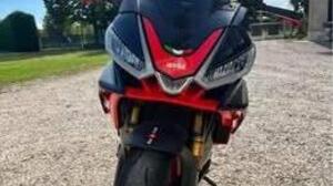 Aprilia Tuono V4 Factory (2021 - 24) 