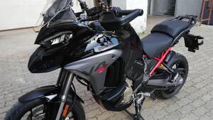 Ducati Multistrada V4 S (2025) 
