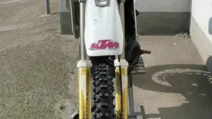 KTM   (4)