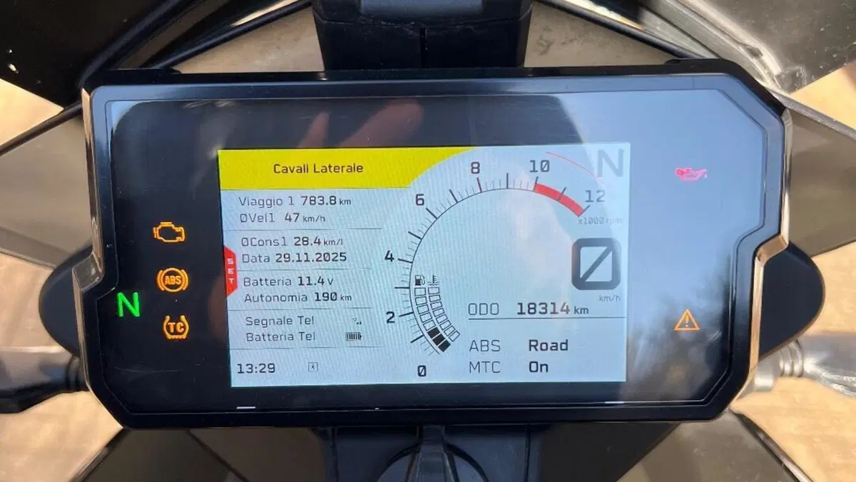KTM 390 Adventure (2020)  (4)