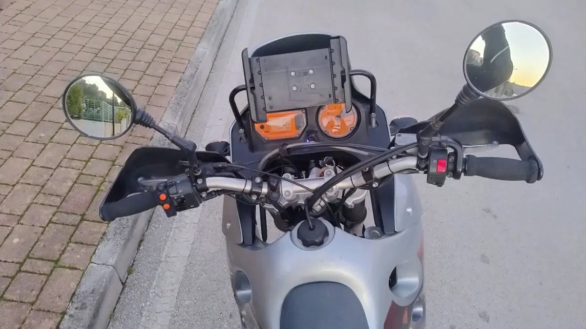 KTM 640 Adventure  (3)