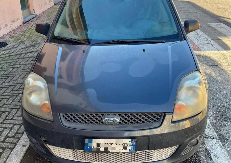 Ford Fiesta 1.2 16V 5p. Ghia