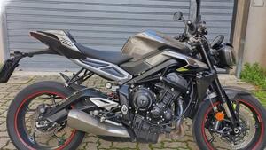 Triumph Street Triple 765 R (2023 - 25) 