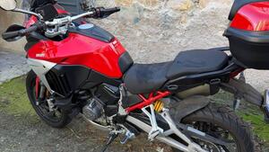 Ducati Multistrada V4 S (2025) 