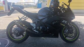 Suzuki GSX-R1000 (2005 - 06) usata