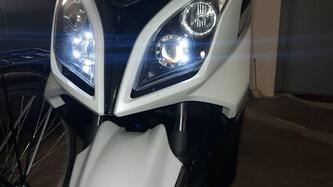 Kymco Downtown 300i ABS (2009 - 17) usata